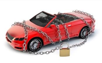 Türnotöffnungen sind nicht nur für Haustüren gefragt. Schlüsseldienste öffnen auch Autoschlösser